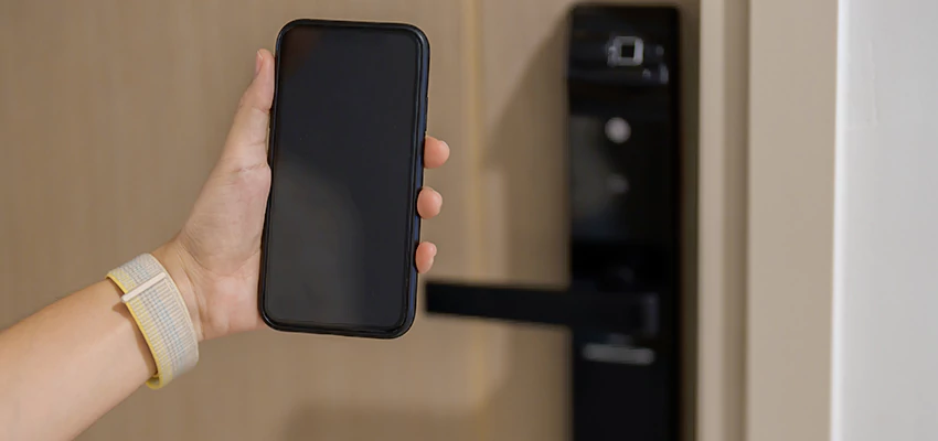 Keypad Wifi Locks Repair And Installation in Lake Forest, CA