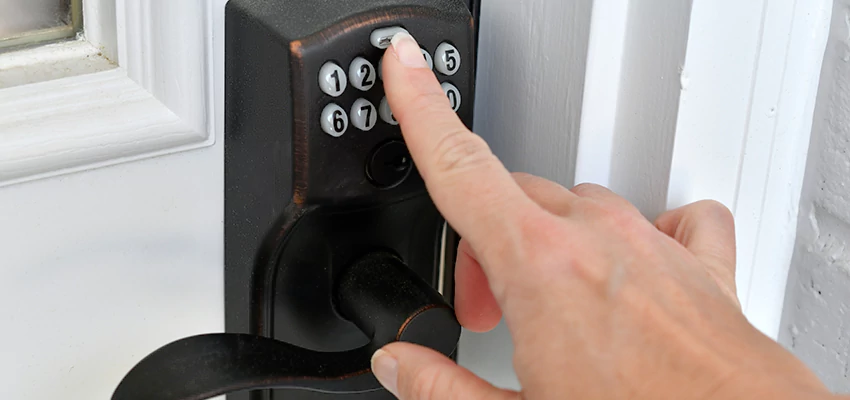 High-security Code Lock Ideas in Lake Forest, California