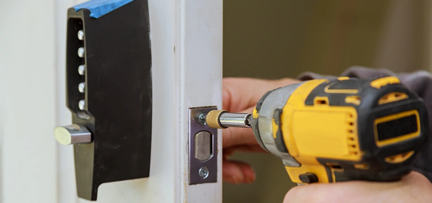 Eviction Locksmith For Key Duplication in Lake Forest, California